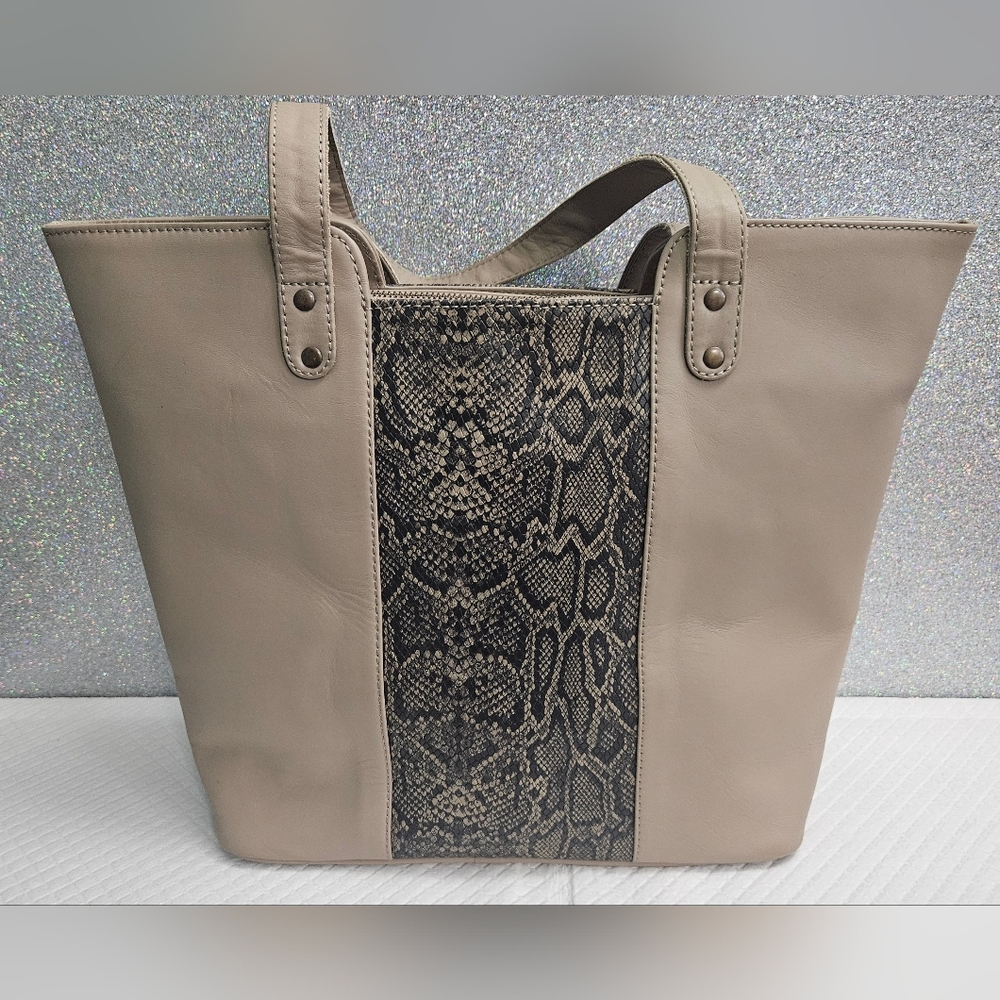 Like New - Sixtease Snakeskin Python Print Elegan… - image 2